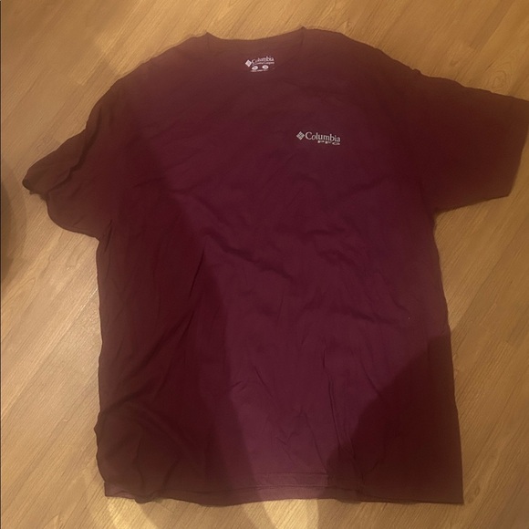 Columbia Men's Maroon Short Sleeve Tee - Picture 1 of 2
